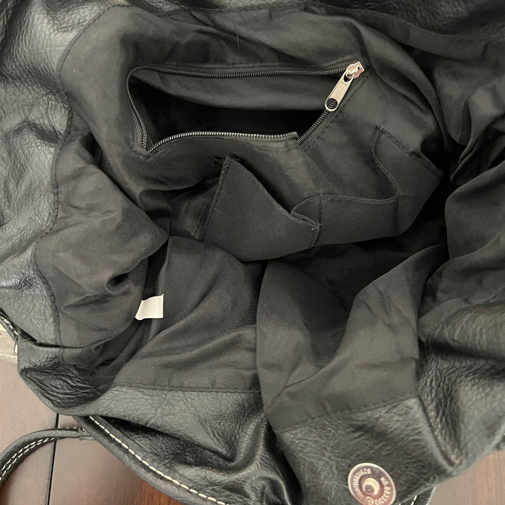 Purse - Picture 4 of 6